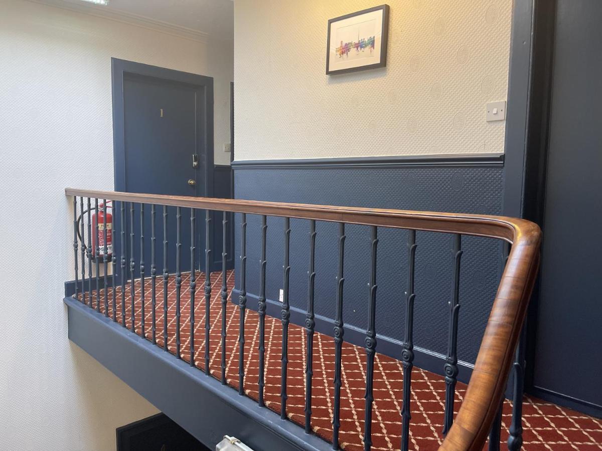 The Kingsview Townhouse - Boutique Hostel Эдинбург Экстерьер фото